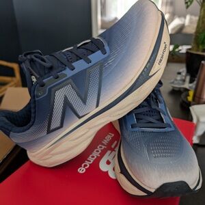 New Balance Fresh Foam X 1080v14 – Size 9 – Limited Bisque & Navy – Gently Used!